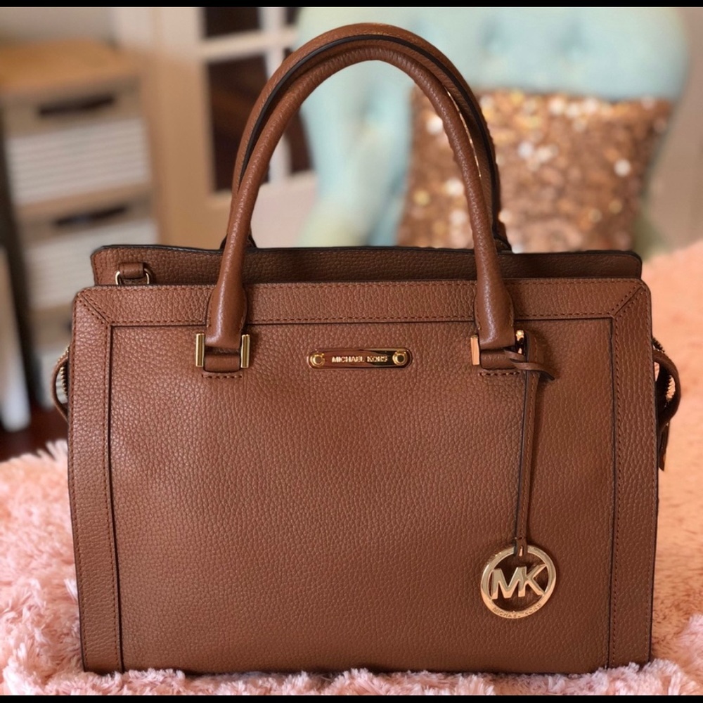 New michael kors tan handbag
